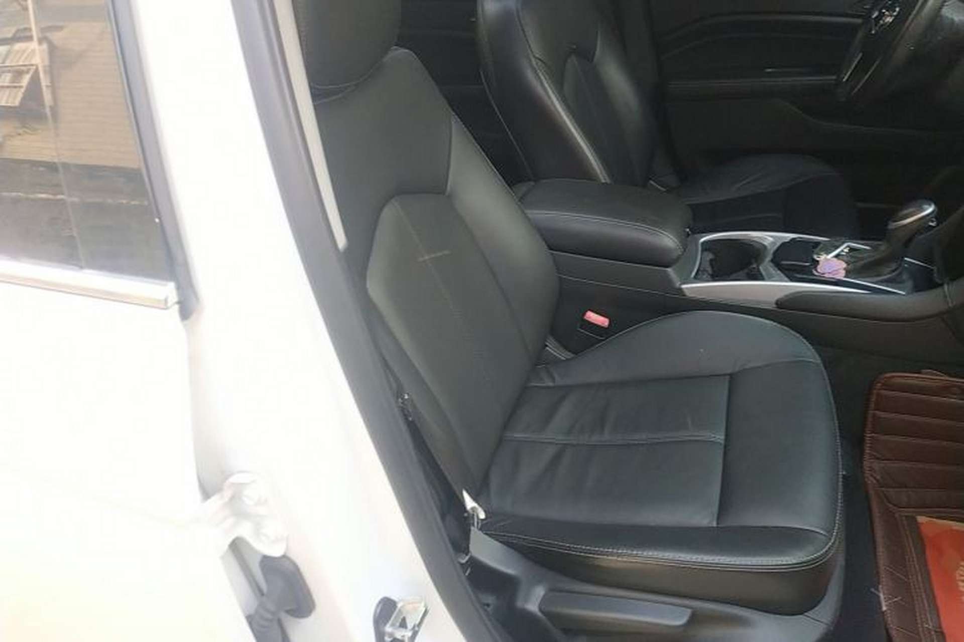 Used Cadillac SRX 2015 3.0L Comfort Version Right Front Seat