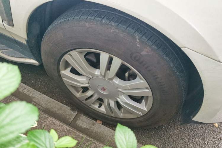 Used Cadillac SRX 2015 3.0L Comfort Version Right Front Wheel Hub