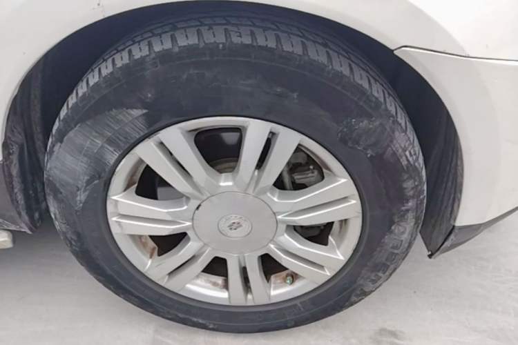 Used Cadillac SRX 2015 3.0L Elite Model Right Front Wheel Hub