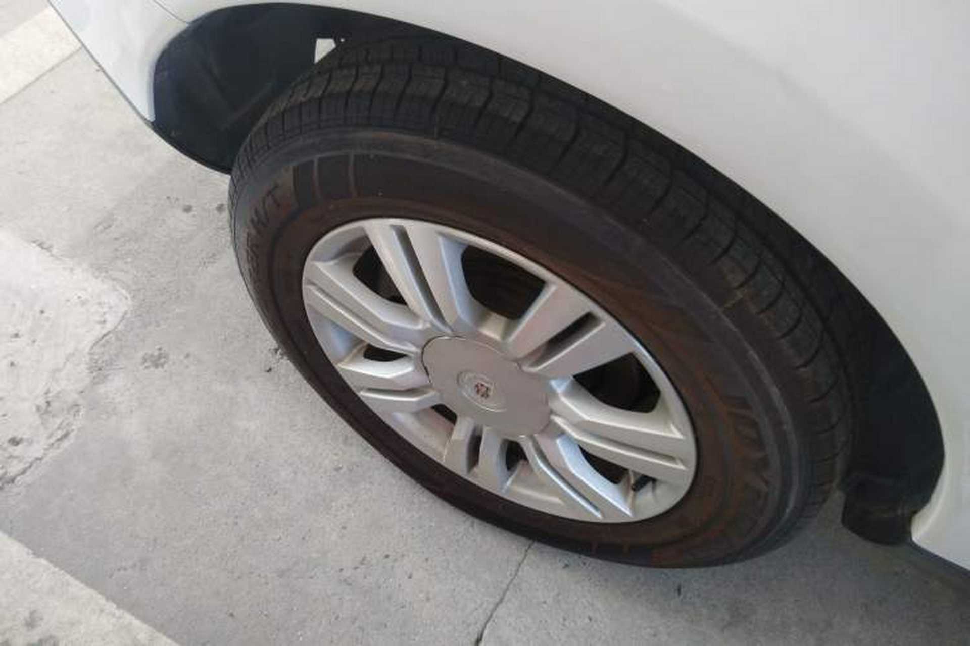 Used Cadillac SRX 2015 3.0L Comfort Version Right Rear Wheel Hub