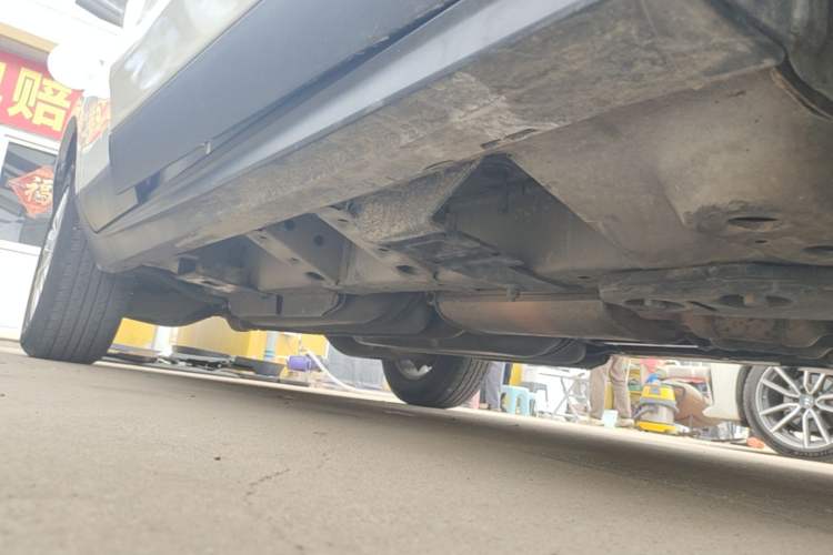 Used Cadillac SRX 2015 3.0L Comfort Version Right Side Sill