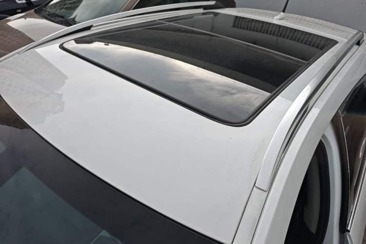 Used Cadillac SRX 2015 3.0L Elite Model Roof
