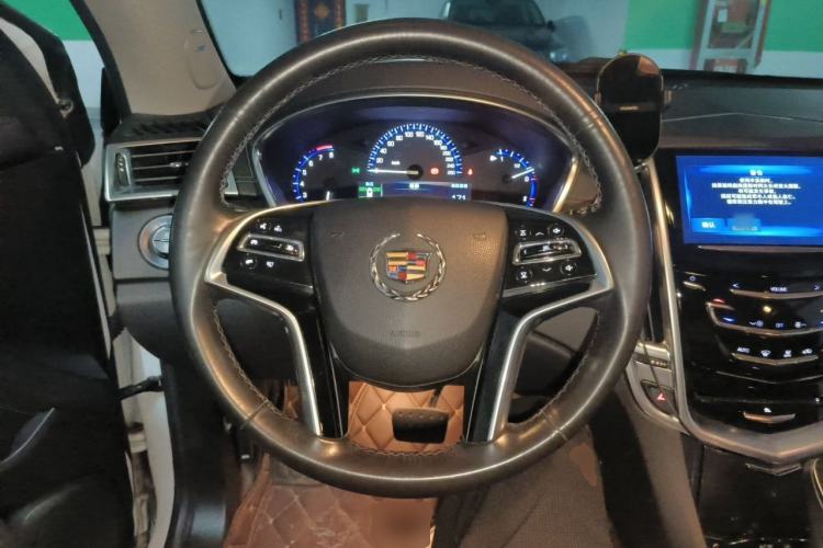 Used Cadillac SRX 2015 3.0L Comfort Version Steering Wheel