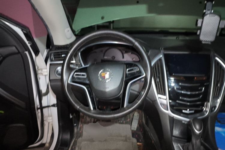 Used Cadillac SRX 2015 3.0L Comfort Version Steering Wheel