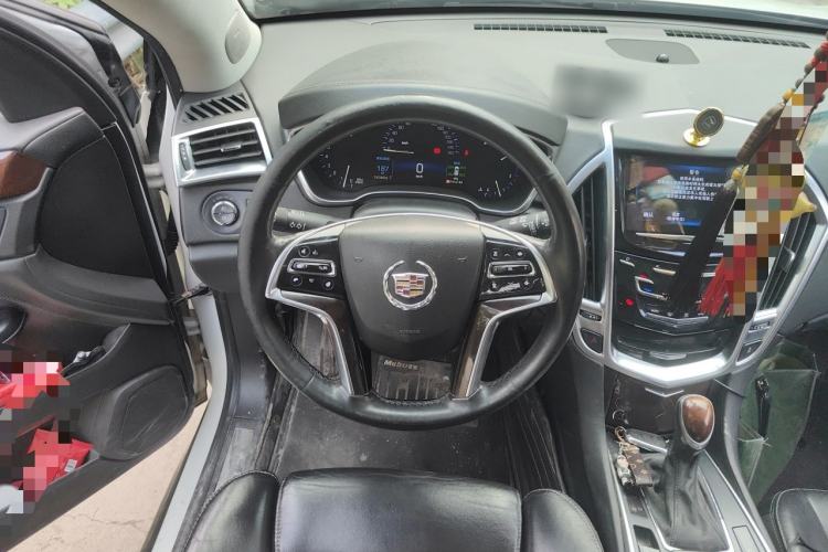 Used Cadillac SRX 2015 3.0L Elite Model Steering Wheel