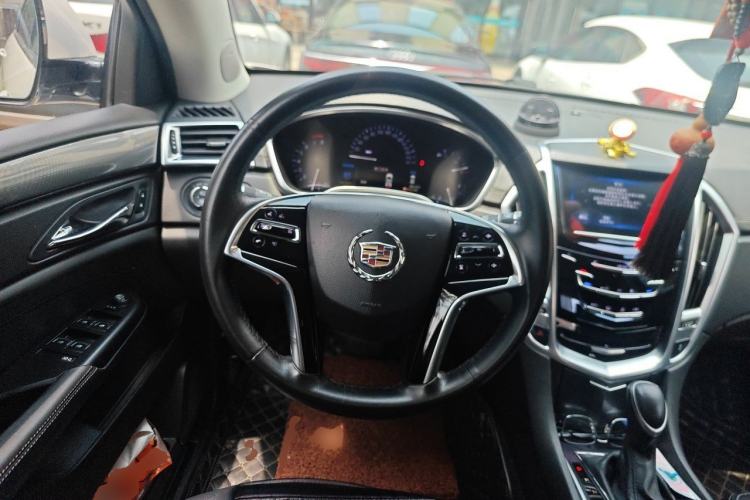 Used Cadillac SRX 2015 3.0L Comfort Version Steering Wheel