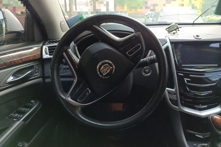 Used Cadillac SRX 2015 3.0L Elite Model Steering Wheel