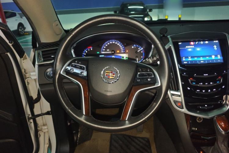 Used Cadillac SRX 2015 3.0L Luxury Model Steering Wheel