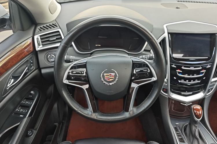 Used Cadillac SRX 2015 3.0L Elite Model Steering Wheel