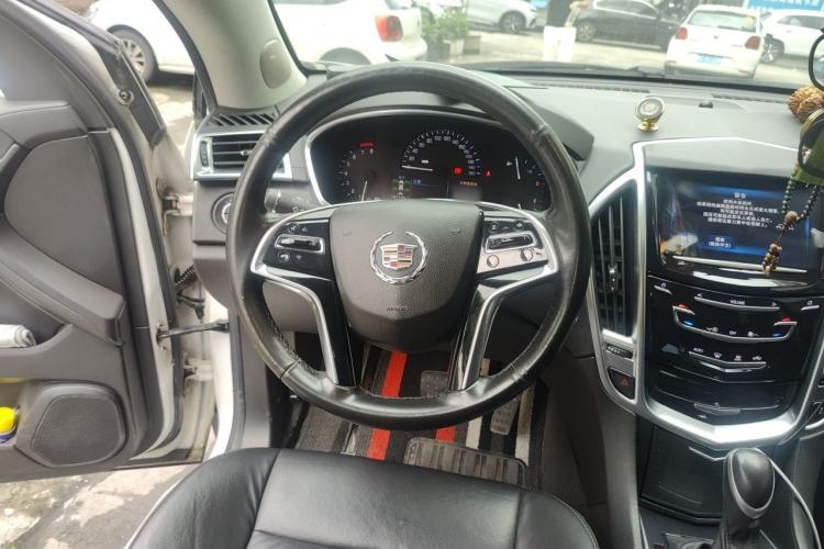 Used Cadillac SRX 2015 3.0L Comfort Version Steering Wheel