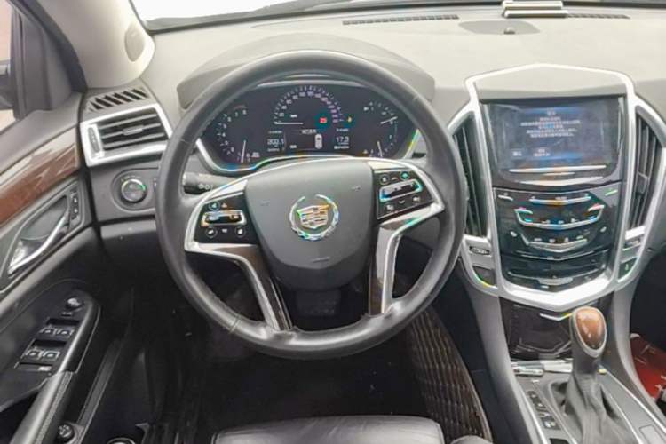 Used Cadillac SRX 2015 3.0L Elite Model Steering Wheel