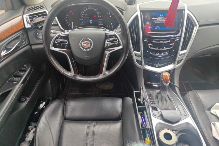 Used Cadillac SRX 2015 3.0L Elite Model Steering Wheel