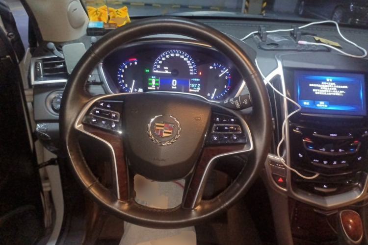 Used Cadillac SRX 2015 3.0L Elite Model Steering Wheel