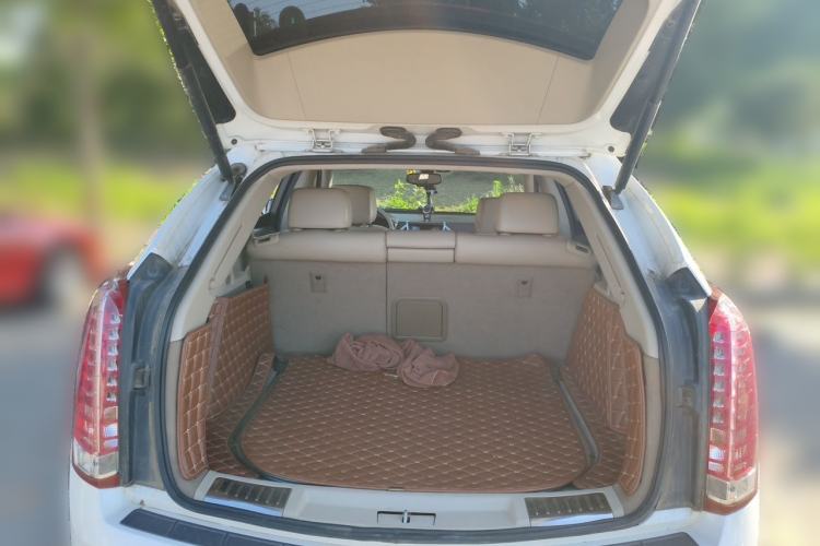 Used Cadillac SRX 2015 3.0L Elite Model Trunk