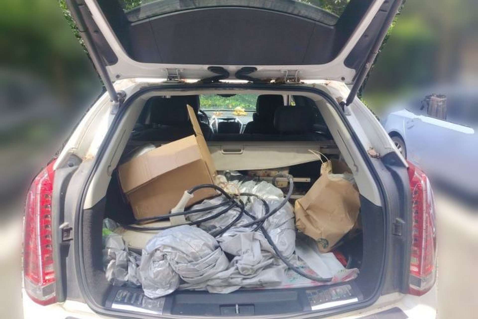 Used Cadillac SRX 2015 3.0L Elite Model Trunk