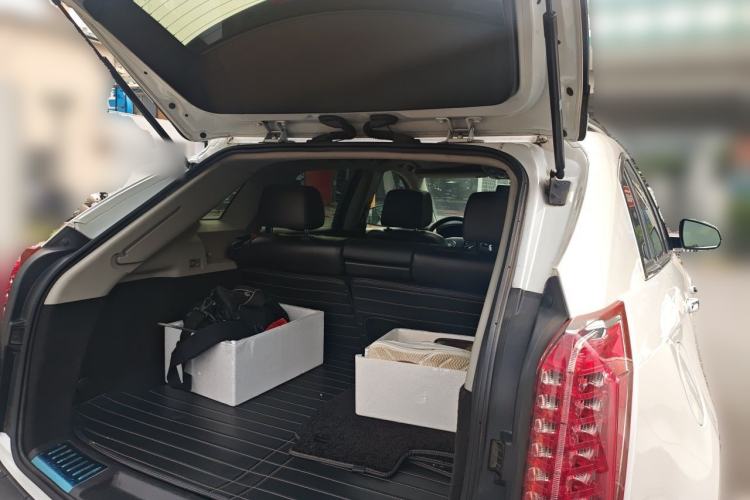 Used Cadillac SRX 2015 3.0L Comfort Version Trunk