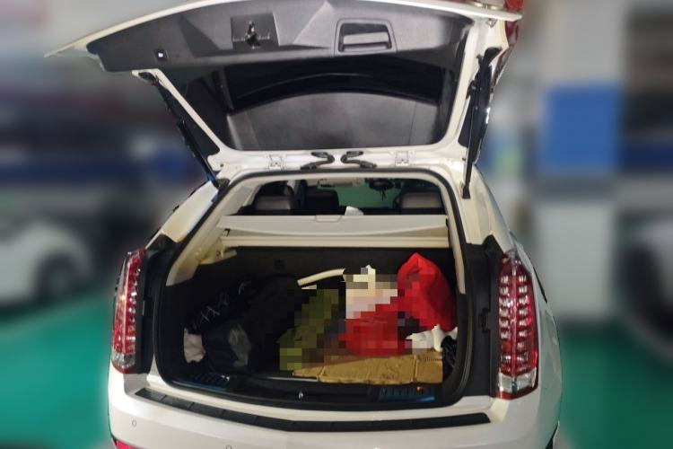 Used Cadillac SRX 2015 3.0L Luxury Model Trunk