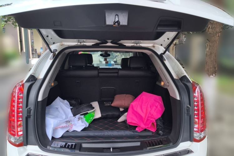 Used Cadillac SRX 2015 3.0L Comfort Version Trunk