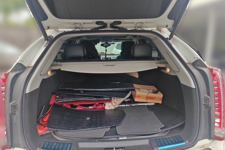 Used Cadillac SRX 2015 3.0L Elite Model Trunk