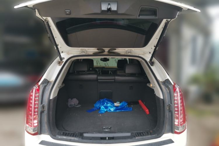 Used Cadillac SRX 2015 3.0L Comfort Version Trunk