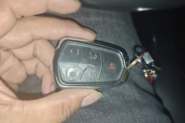 Used Cadillac SRX 2015 3.0L Elite Model Vehicle Key