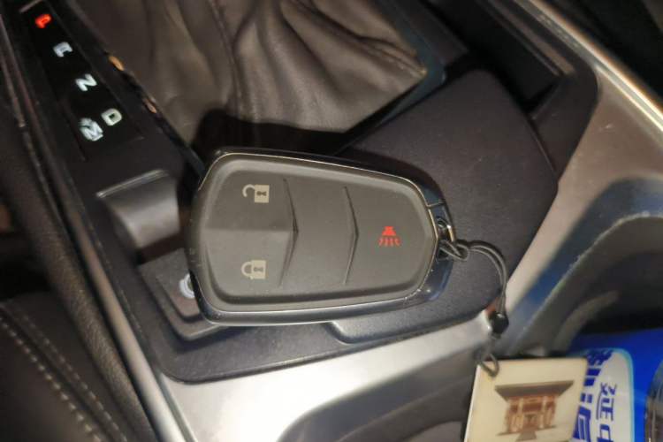 Used Cadillac SRX 2015 3.0L Comfort Version Vehicle Key
