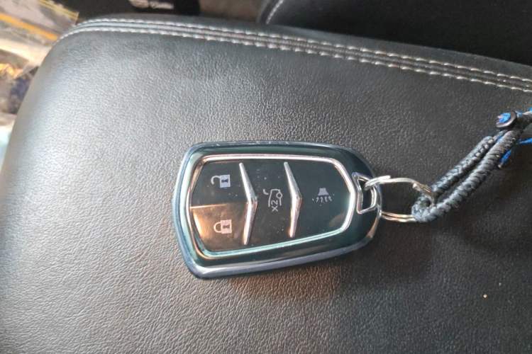 Used Cadillac SRX 2015 3.0L Comfort Version Vehicle Key