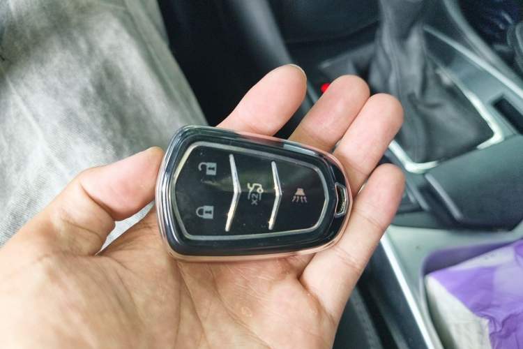 Used Cadillac SRX 2015 3.0L Comfort Version Vehicle Key