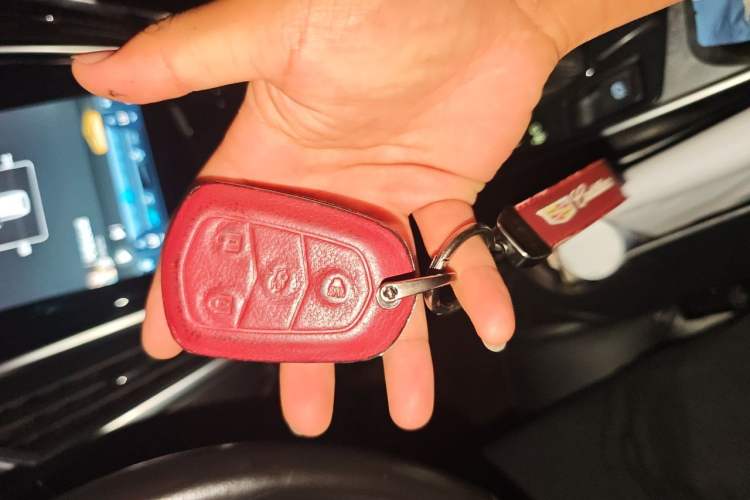 Used Cadillac SRX 2015 3.0L Comfort Version Vehicle Key