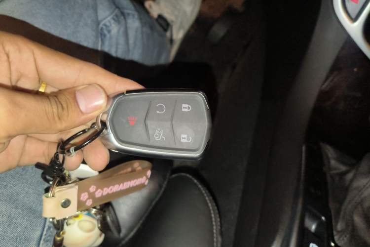 Used Cadillac SRX 2015 3.0L Elite Model Vehicle Key