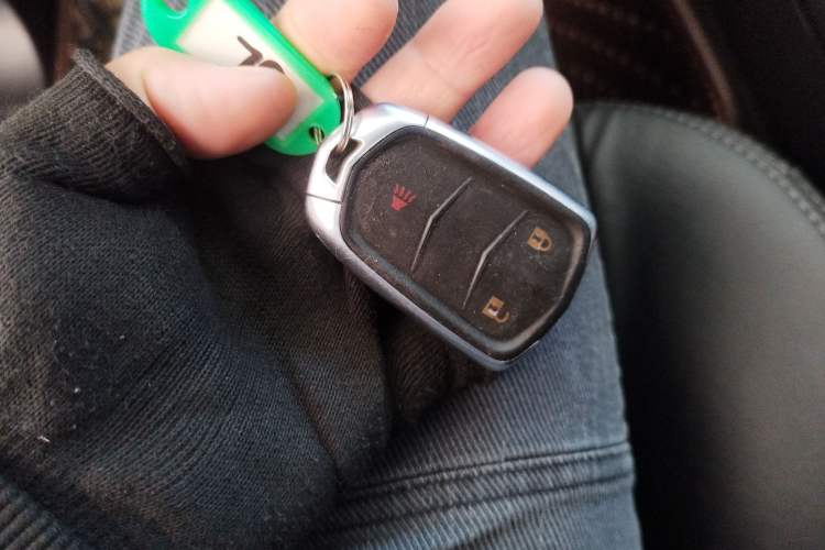 Used Cadillac SRX 2015 3.0L Comfort Version Vehicle Key