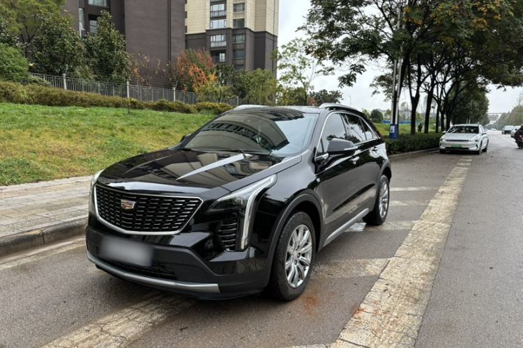 Used Cadillac XT4 2022 28T Two-Wheel-Drive Luxury Version Exterior 1