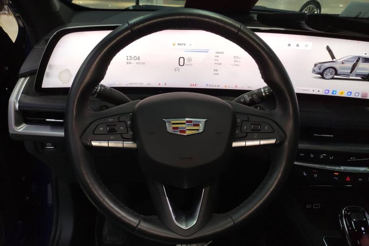 Used Cadillac XT4 2024 28T Two-Wheel-Drive Prestige Version Steering Wheel