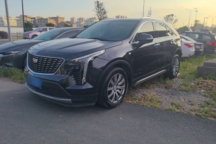 Used Cadillac XT4 2018 28T Two-Wheel-Drive Luxury Model Guazi used car, China used car export, Used car for sale, Used cars, Cheapest cars for sale