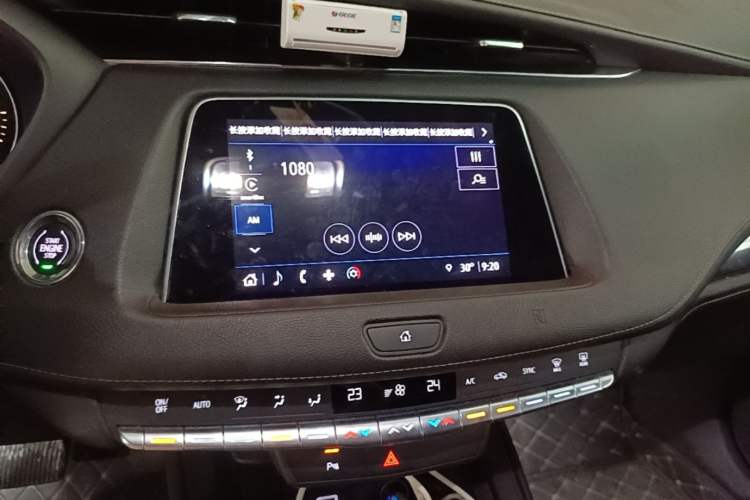 Used Cadillac XT4 2018 28T Two-Wheel Drive Tech Version Audio And AC Panel