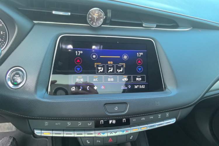 Used Cadillac XT4 2018 28T Two-Wheel-Drive Luxury Model Audio And AC Panel
