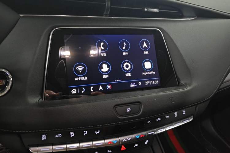 Used Cadillac XT4 2018 28T Four-Wheel Drive Leading Model Audio And AC Panel