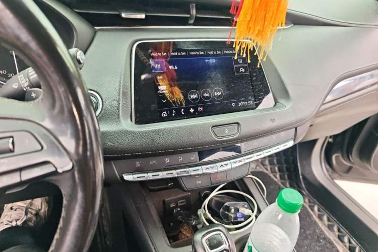 Used Cadillac XT4 2018 28T Two-Wheel Drive Tech Version Audio And AC Panel