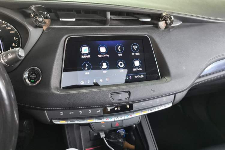 Used Cadillac XT4 2018 28T Two-Wheel Drive Tech Version Audio And AC Panel