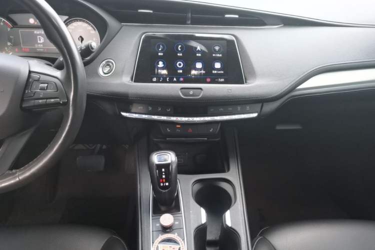 Used Cadillac XT4 2018 28T Two-Wheel Drive Leading Version Audio And AC Panel
