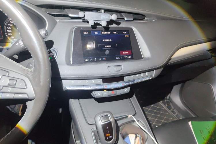 Used Cadillac XT4 2018 28T Two-Wheel Drive Leading Version Audio And AC Panel
