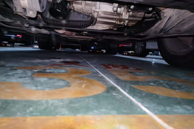 Used Cadillac XT4 2018 28T Two-Wheel Drive Leading Version Chassis Front
