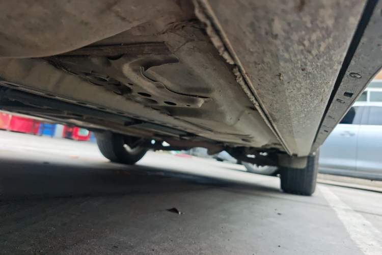Used Cadillac XT4 2018 28T Two-Wheel Drive Tech Version Chassis Front Left