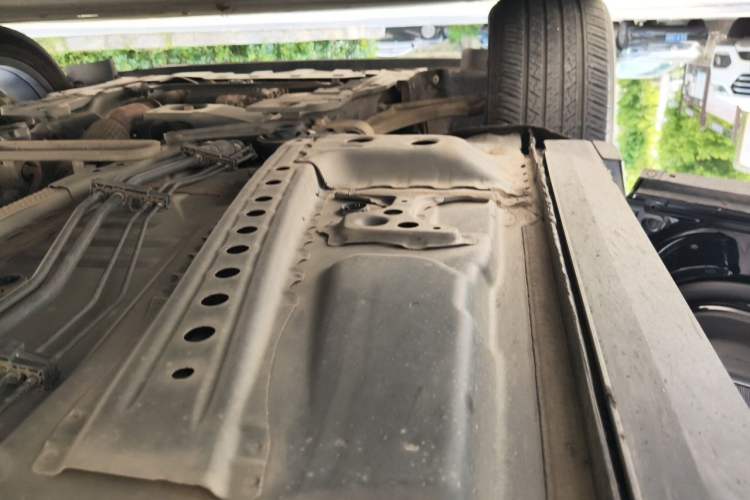 Used Cadillac XT4 2018 28T Two-Wheel Drive Leading Version Chassis Front Left
