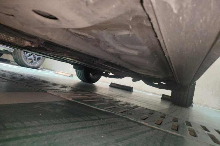 Used Cadillac XT4 2018 28T Two-Wheel Drive Luxury Sport Model Chassis Front Left