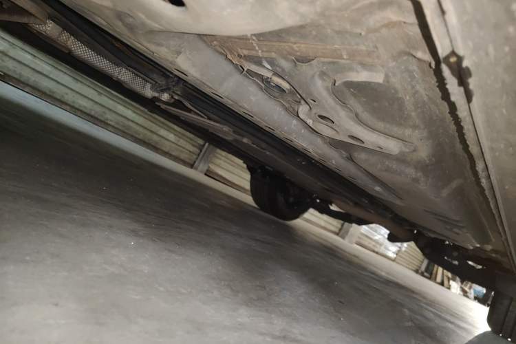 Used Cadillac XT4 2018 28T Two-Wheel Drive Leading Version Chassis Front Left
