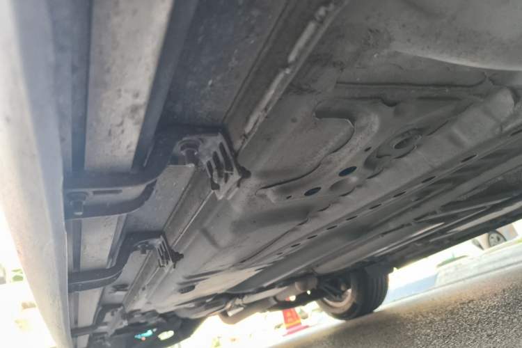 Used Cadillac XT4 2018 28T Two-Wheel Drive Tech Version Chassis Front Right