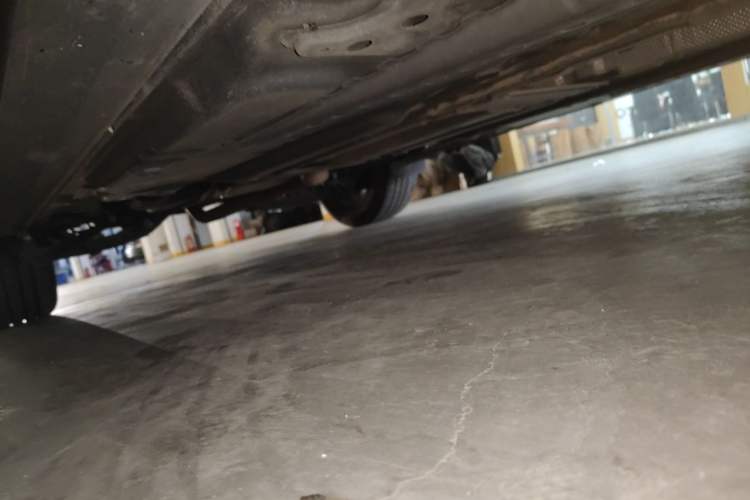 Used Cadillac XT4 2018 28T Two-Wheel Drive Leading Version Chassis Front Right