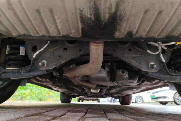 Used Cadillac XT4 2018 28T Two-Wheel-Drive Luxury Model Chassis Rear