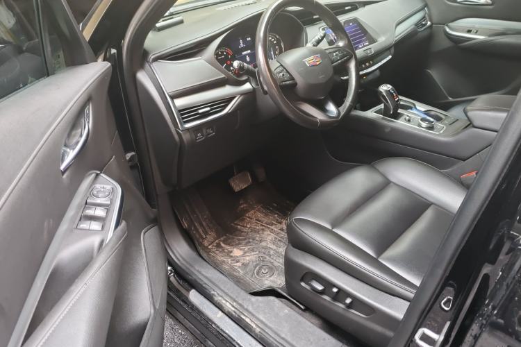 Used Cadillac XT4 2018 28T Two-Wheel-Drive Luxury Model Driver Seat